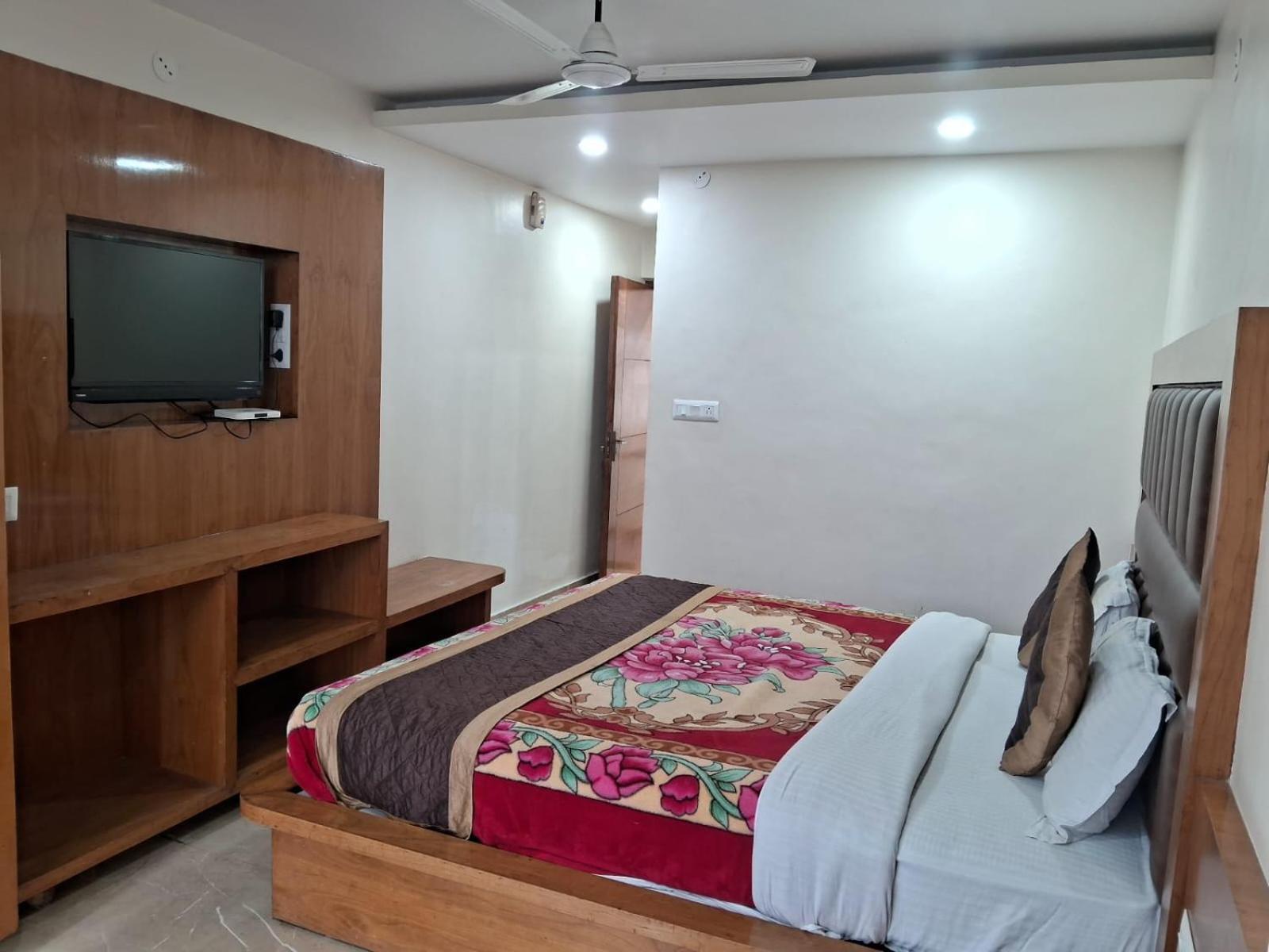 Hotel India House Dharamshala Eksteriør billede