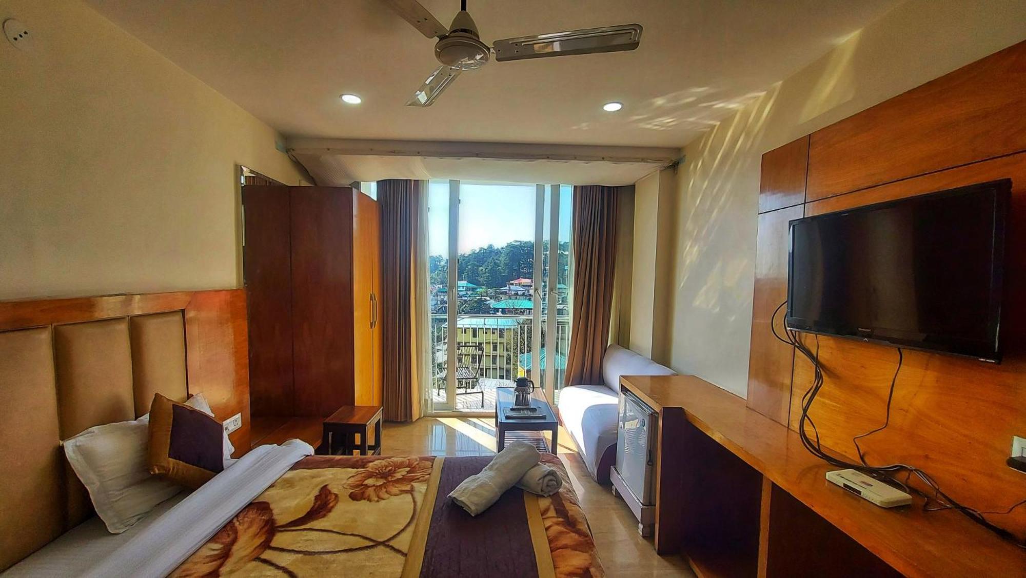 Hotel India House Dharamshala Eksteriør billede